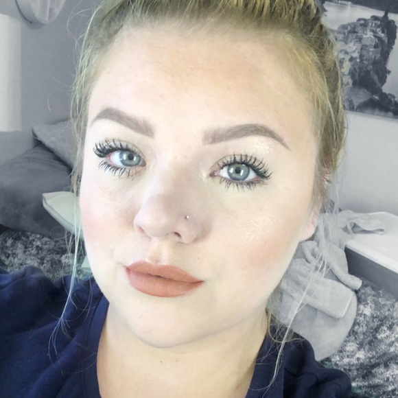 Meet your Posher, Jess - Picture 1 of 1